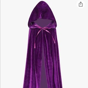 Kids purple velvet cloak cape with hoods, size small. Cosplay Costumes